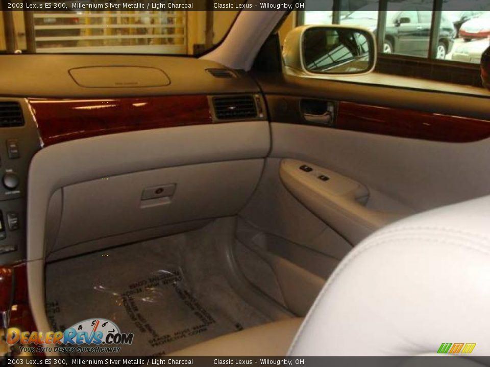 2003 Lexus ES 300 Millennium Silver Metallic / Light Charcoal Photo #16