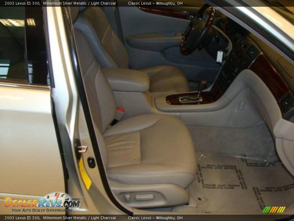 2003 Lexus ES 300 Millennium Silver Metallic / Light Charcoal Photo #18