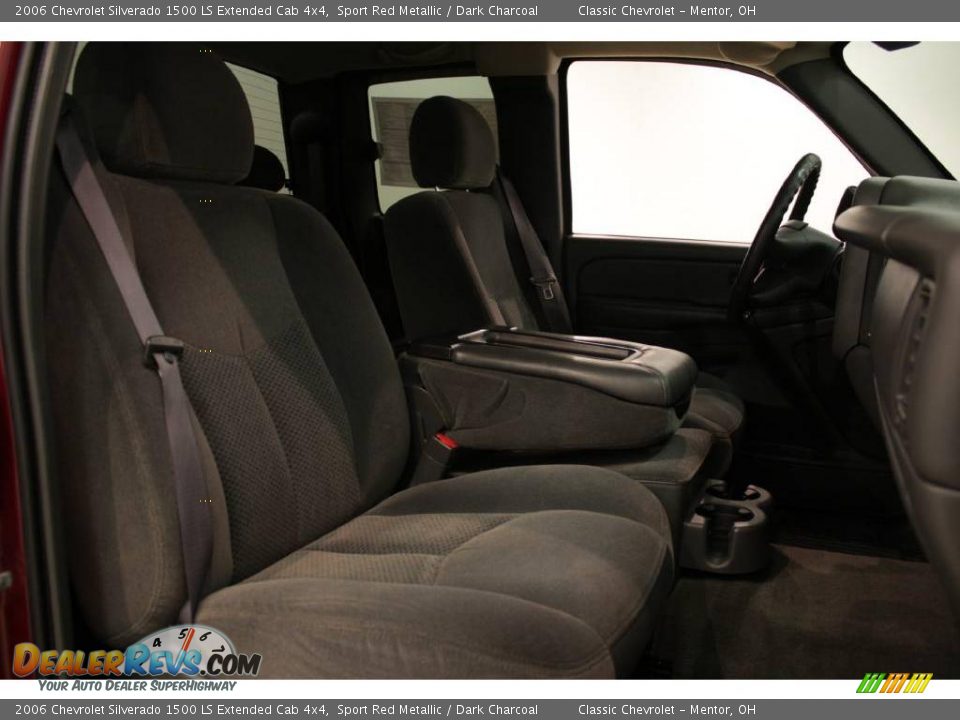 2006 Chevrolet Silverado 1500 LS Extended Cab 4x4 Sport Red Metallic / Dark Charcoal Photo #12