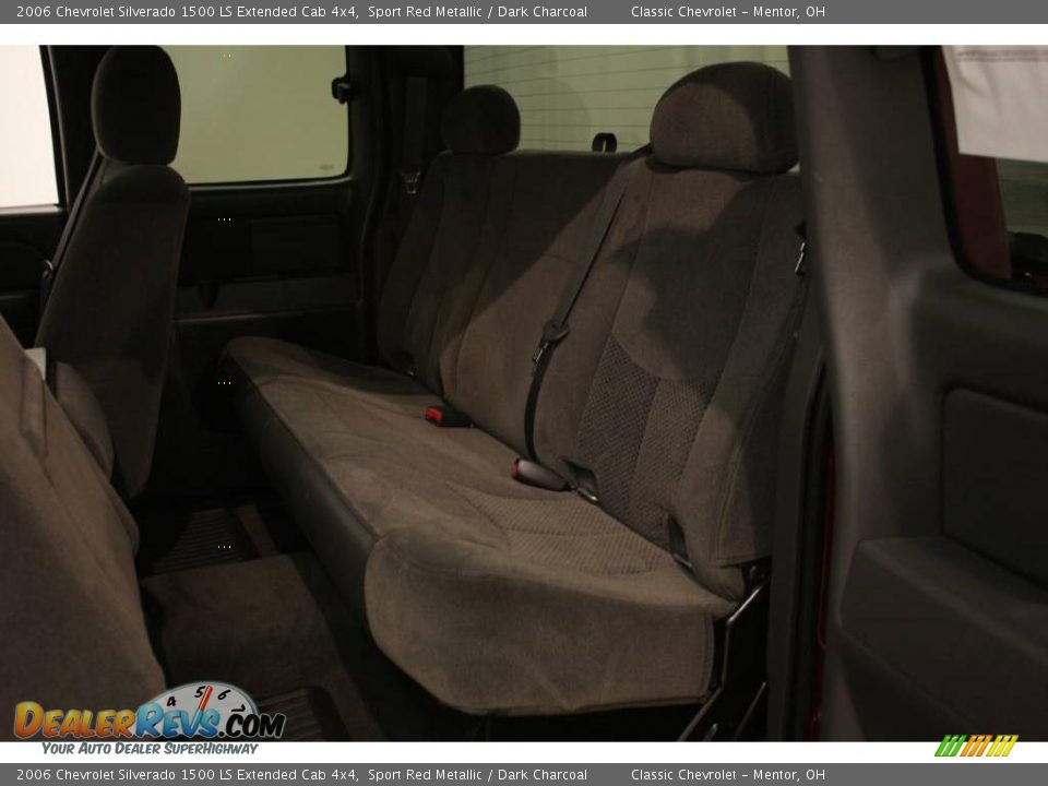 2006 Chevrolet Silverado 1500 LS Extended Cab 4x4 Sport Red Metallic / Dark Charcoal Photo #14