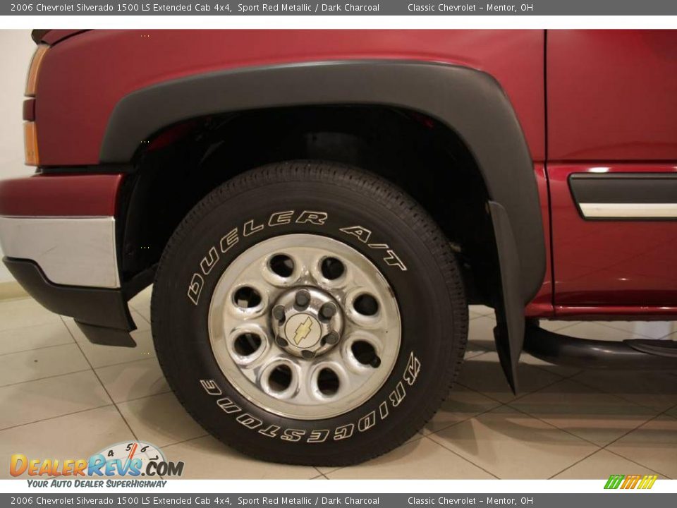 2006 Chevrolet Silverado 1500 LS Extended Cab 4x4 Sport Red Metallic / Dark Charcoal Photo #17