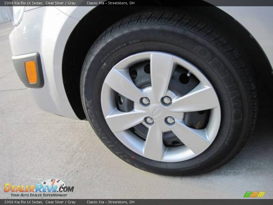 2009 Kia Rio LX Sedan Clear Silver / Gray Photo #5