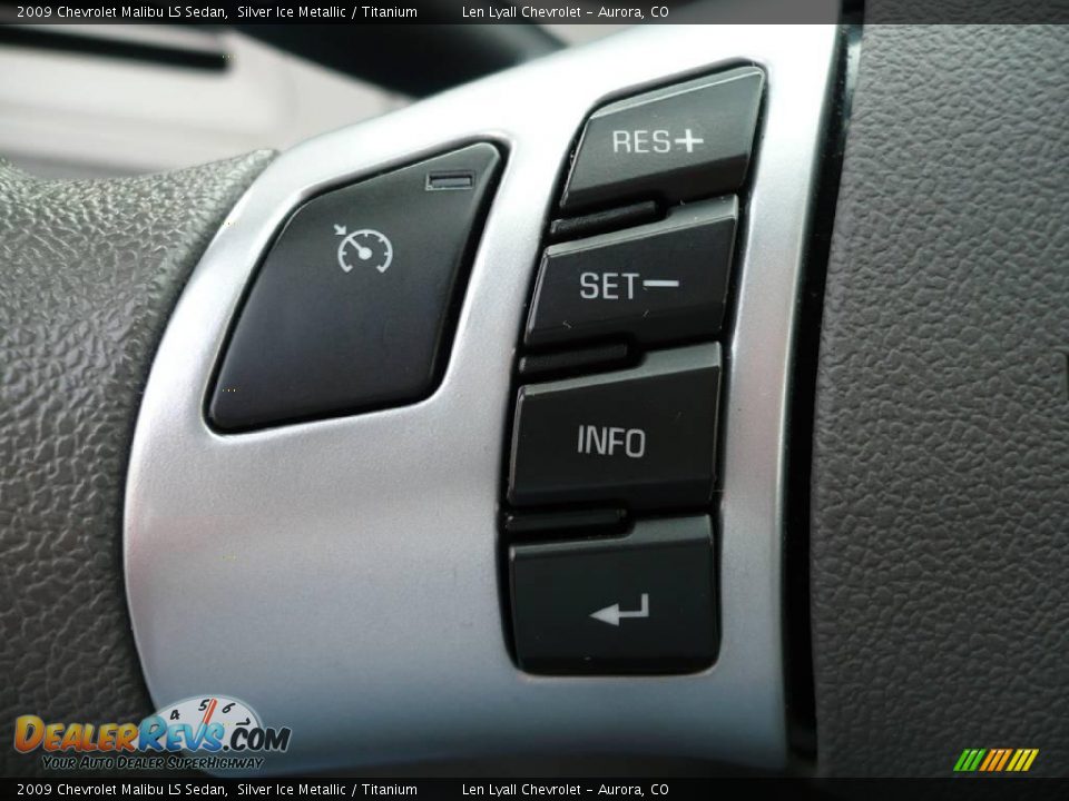 2009 Chevrolet Malibu LS Sedan Silver Ice Metallic / Titanium Photo #22