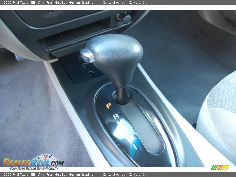 2000 Ford Taurus SES Silver Frost Metallic / Medium Graphite Photo #20