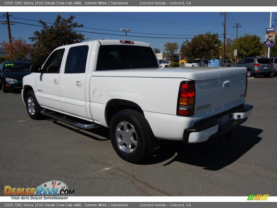 2005 GMC Sierra 1500 Denali Crew Cab AWD Summit White / Sandstone Photo #5