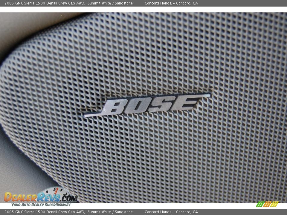 2005 GMC Sierra 1500 Denali Crew Cab AWD Summit White / Sandstone Photo #20