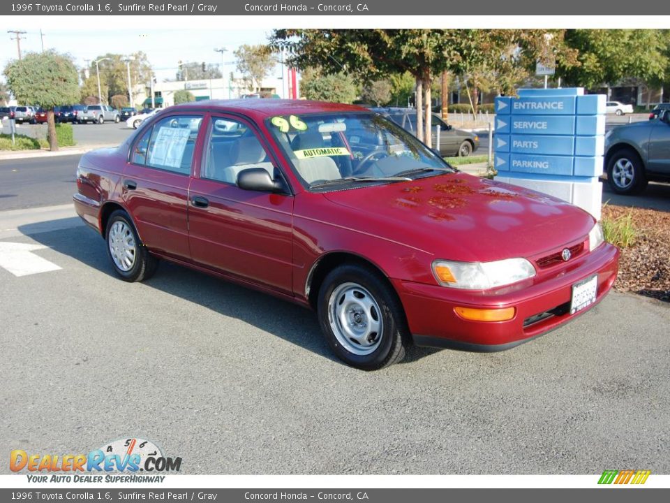 1996 Toyota Corolla 1.6 Sunfire Red Pearl / Gray Photo #1