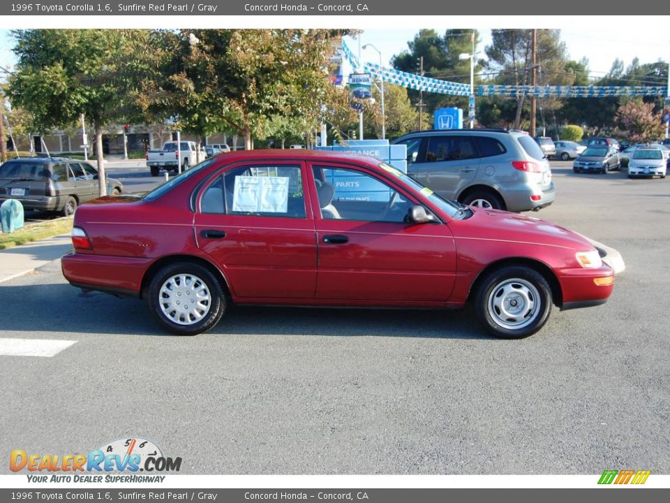 1996 Toyota Corolla 1.6 Sunfire Red Pearl / Gray Photo #2