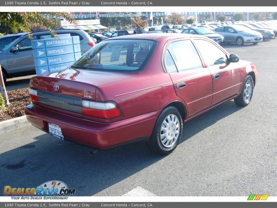 1996 Toyota Corolla 1.6 Sunfire Red Pearl / Gray Photo #3