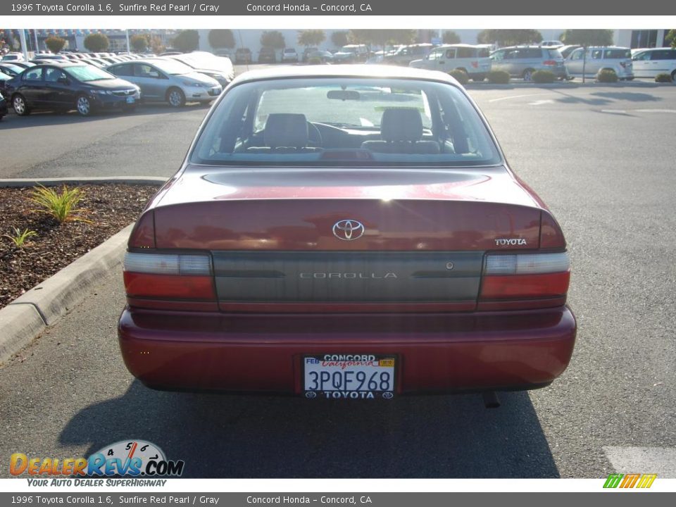 1996 Toyota Corolla 1.6 Sunfire Red Pearl / Gray Photo #4
