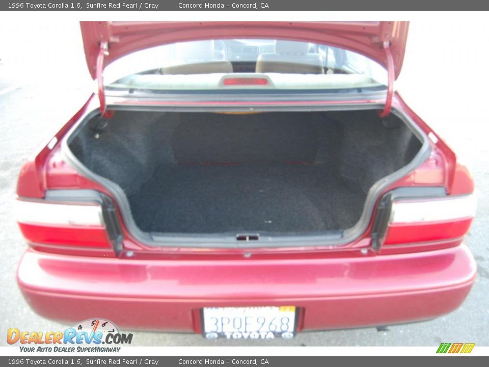 1996 Toyota Corolla 1.6 Sunfire Red Pearl / Gray Photo #10