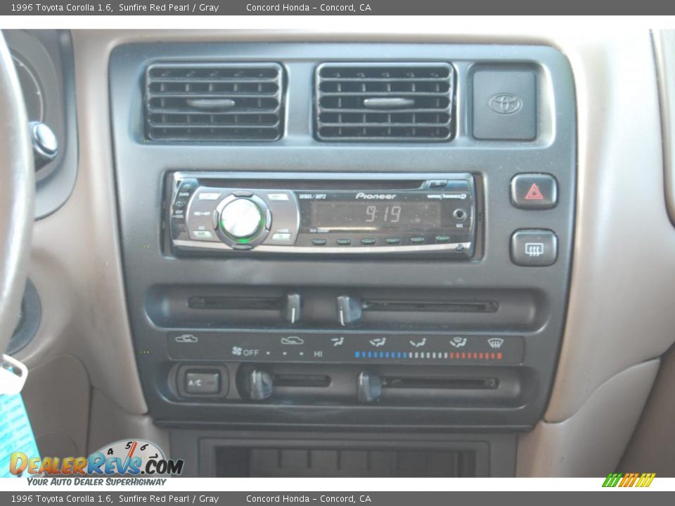 1996 Toyota Corolla 1.6 Sunfire Red Pearl / Gray Photo #13