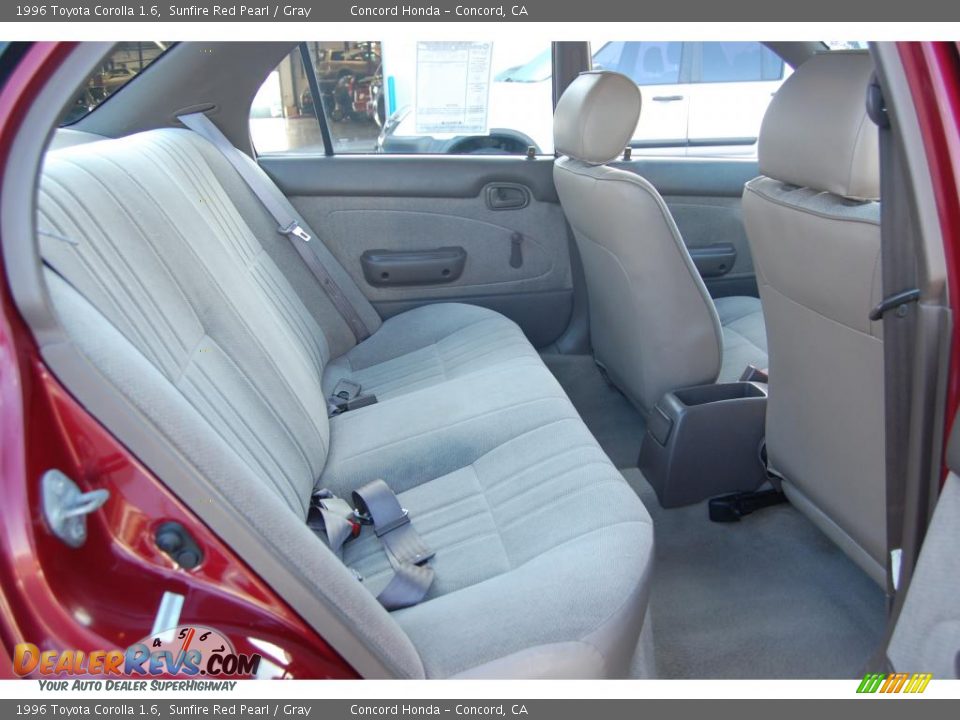 1996 Toyota Corolla 1.6 Sunfire Red Pearl / Gray Photo #15