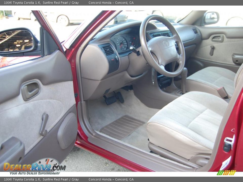 1996 Toyota Corolla 1.6 Sunfire Red Pearl / Gray Photo #16