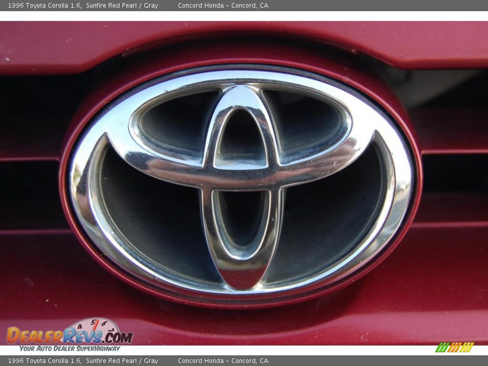 1996 Toyota Corolla 1.6 Sunfire Red Pearl / Gray Photo #21