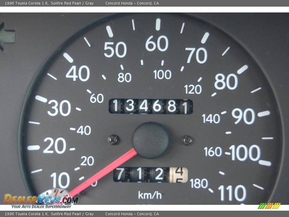 1996 Toyota Corolla 1.6 Sunfire Red Pearl / Gray Photo #23