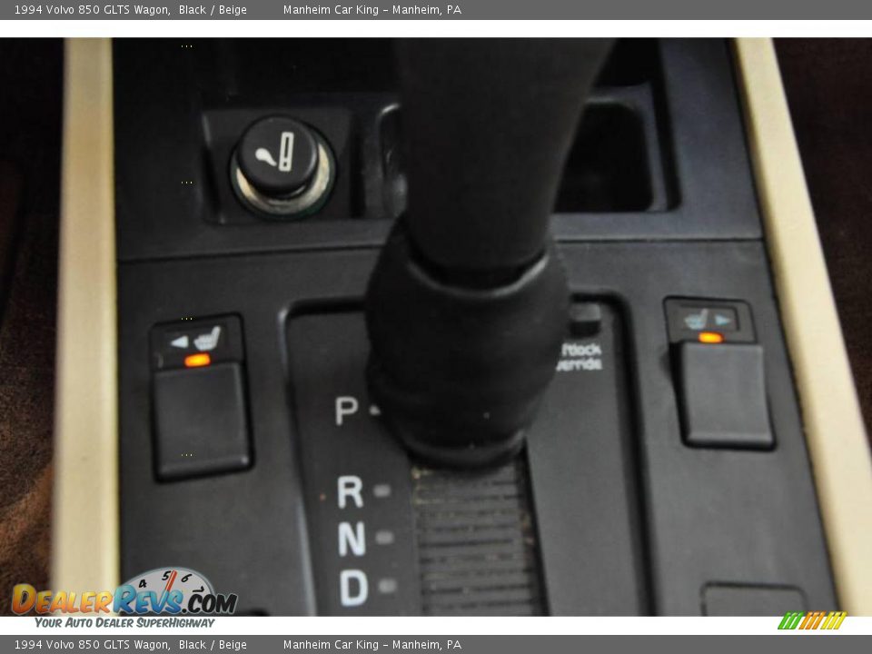 1994 Volvo 850 GLTS Wagon Black / Beige Photo #17