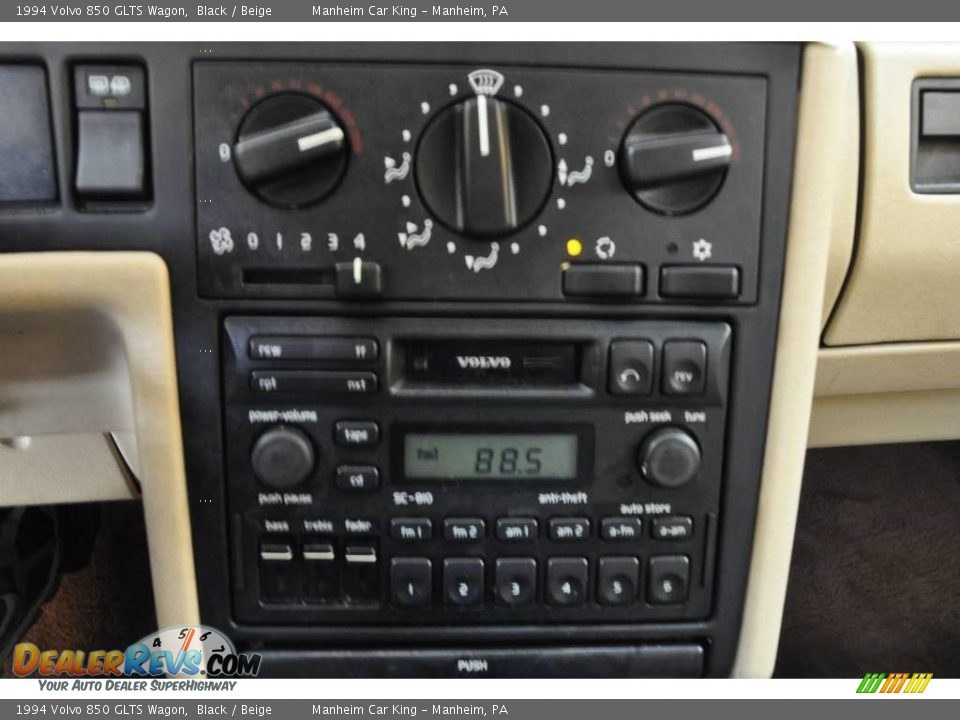 1994 Volvo 850 GLTS Wagon Black / Beige Photo #18