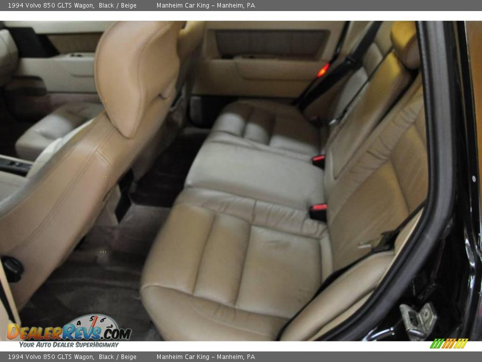 1994 Volvo 850 GLTS Wagon Black / Beige Photo #24