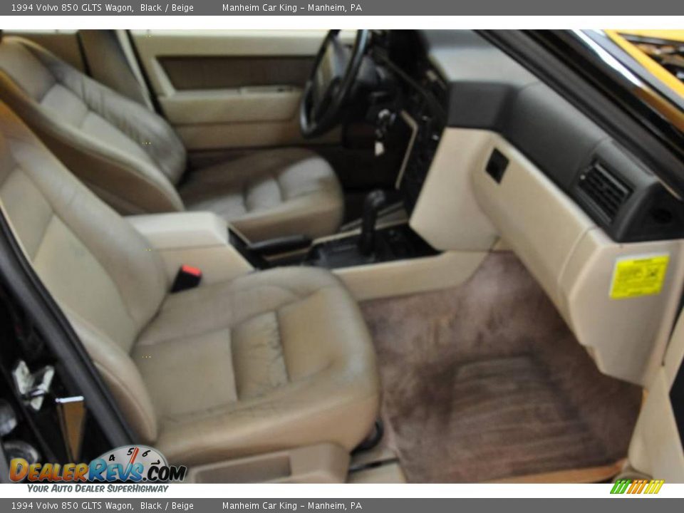1994 Volvo 850 GLTS Wagon Black / Beige Photo #27