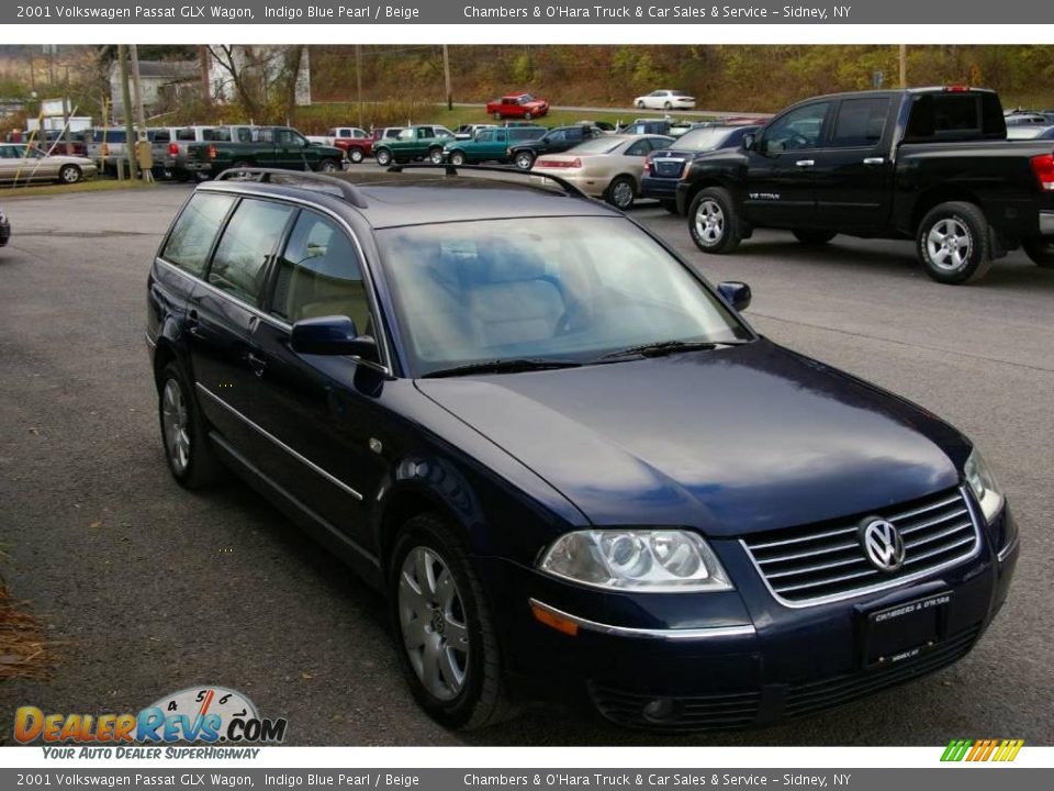 2001 Volkswagen Passat GLX Wagon Indigo Blue Pearl / Beige Photo #16