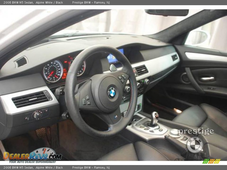 2008 BMW M5 Sedan Alpine White / Black Photo #4