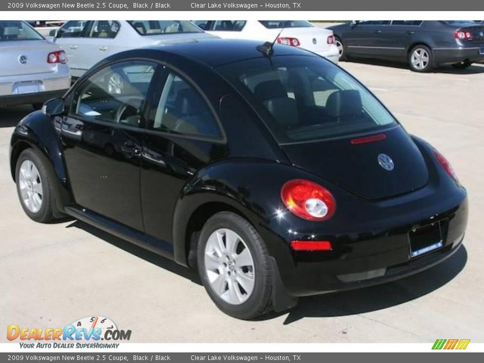 2009 Volkswagen New Beetle 2.5 Coupe Black / Black Photo #3