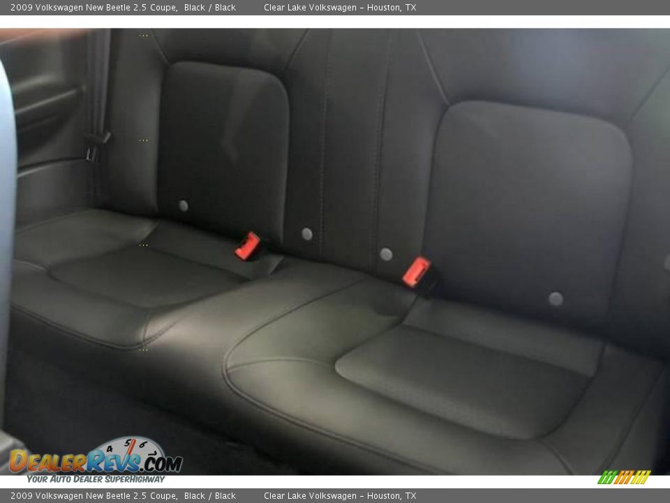 2009 Volkswagen New Beetle 2.5 Coupe Black / Black Photo #7