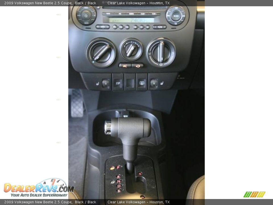 2009 Volkswagen New Beetle 2.5 Coupe Black / Black Photo #14