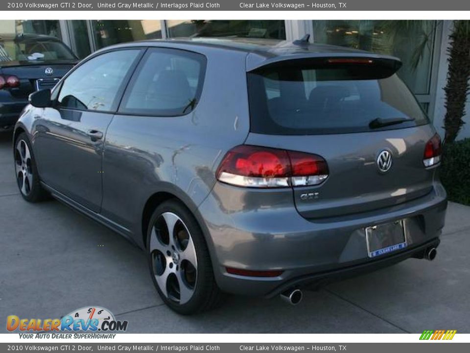 2010 Volkswagen GTI 2 Door United Gray Metallic / Interlagos Plaid Cloth Photo #3