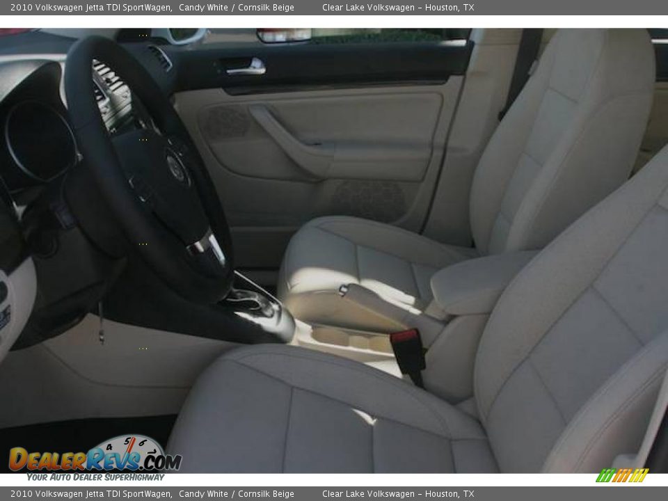 2010 Volkswagen Jetta TDI SportWagen Candy White / Cornsilk Beige Photo #4