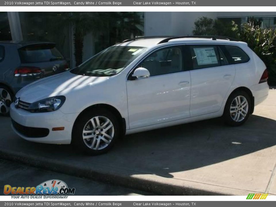 2010 Volkswagen Jetta TDI SportWagen Candy White / Cornsilk Beige Photo #13