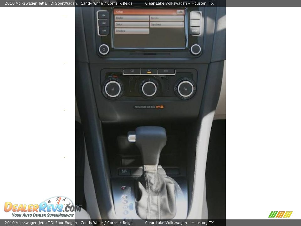 2010 Volkswagen Jetta TDI SportWagen Candy White / Cornsilk Beige Photo #14