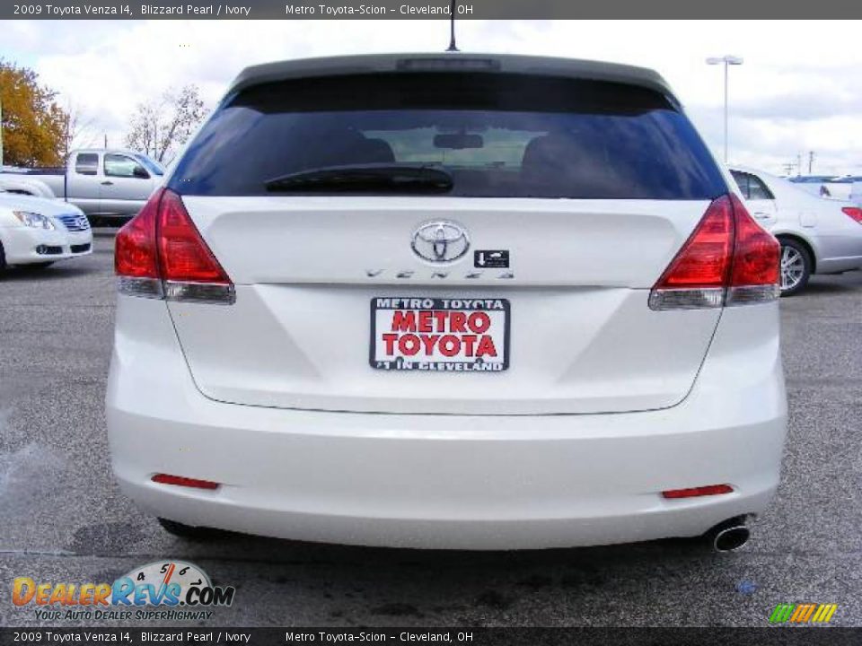 2009 Toyota Venza I4 Blizzard Pearl / Ivory Photo #4