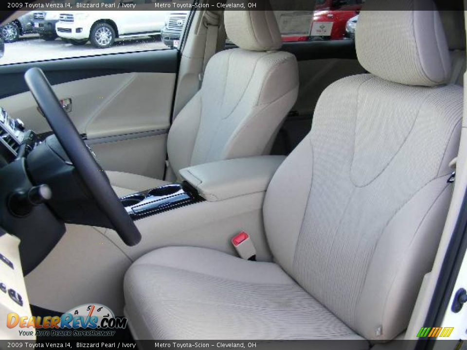 2009 Toyota Venza I4 Blizzard Pearl / Ivory Photo #9