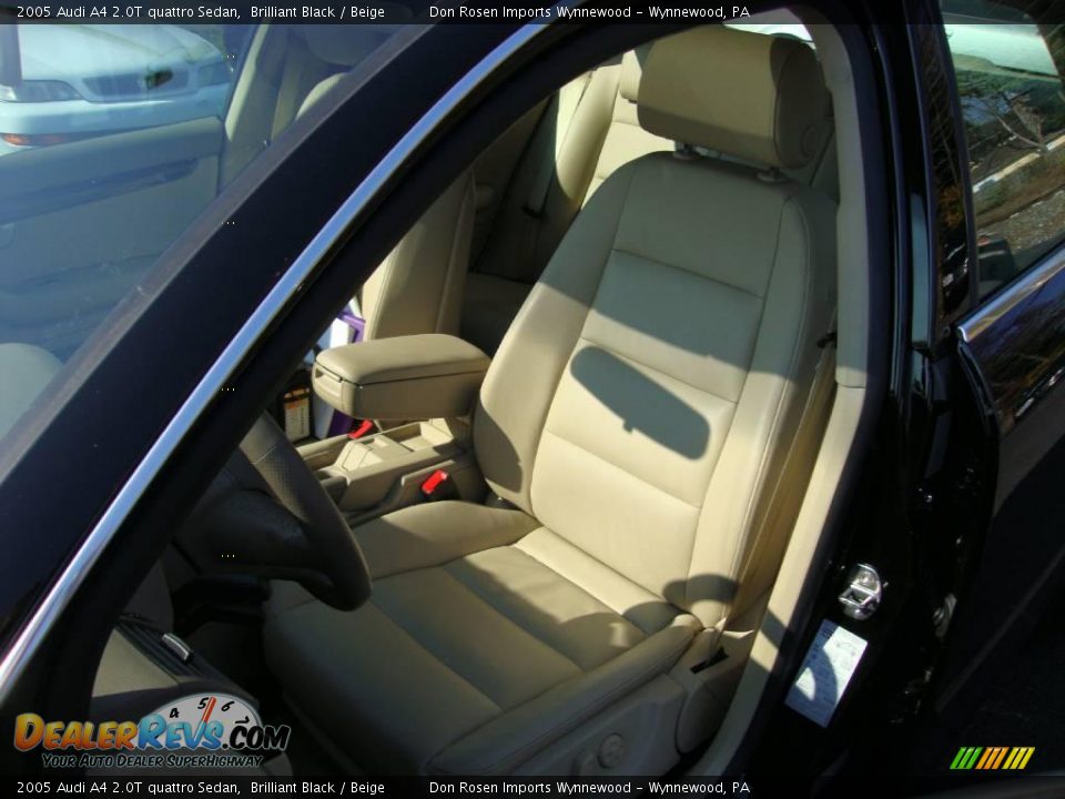 2005 Audi A4 2.0T quattro Sedan Brilliant Black / Beige Photo #16