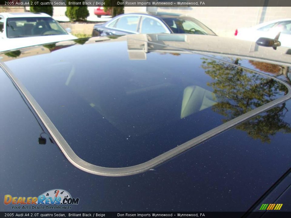 2005 Audi A4 2.0T quattro Sedan Brilliant Black / Beige Photo #17