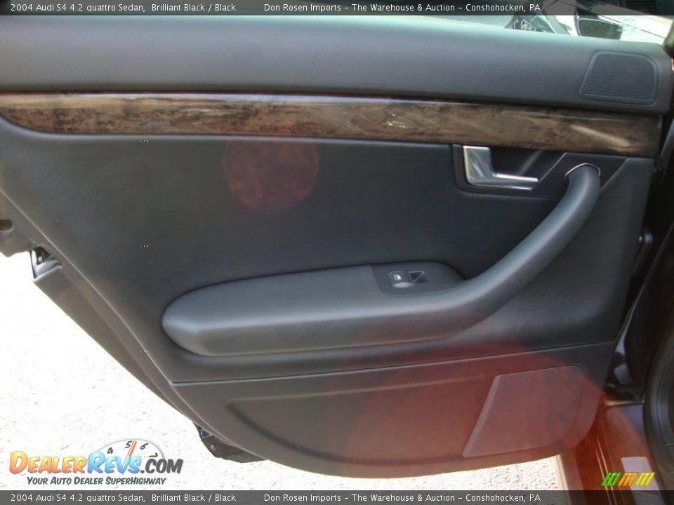 2004 Audi S4 4.2 quattro Sedan Brilliant Black / Black Photo #23