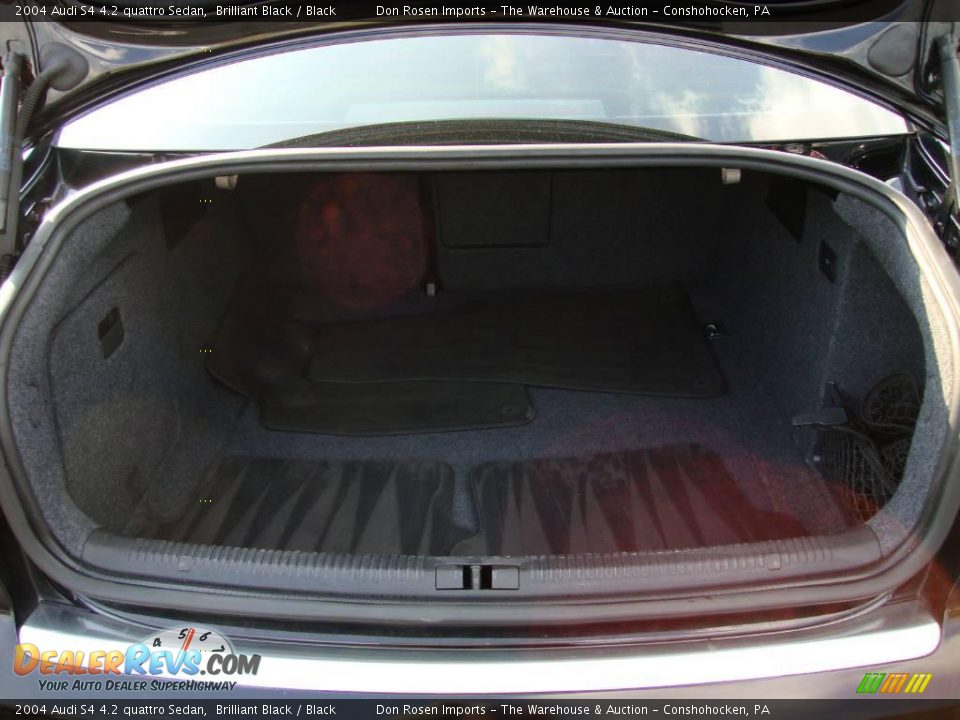 2004 Audi S4 4.2 quattro Sedan Brilliant Black / Black Photo #24