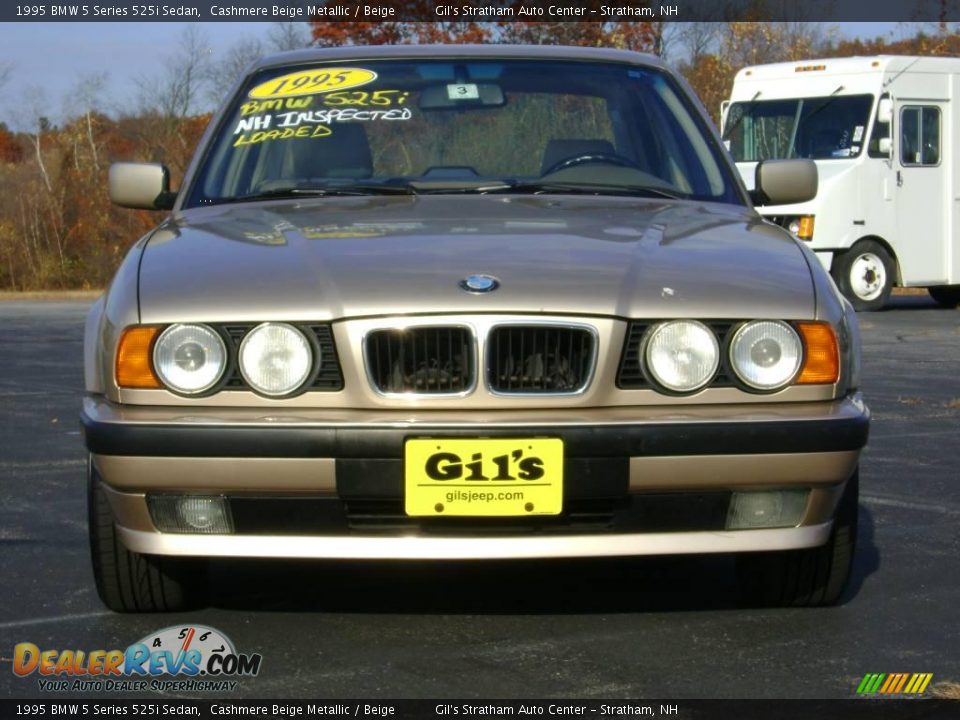 1995 BMW 5 Series 525i Sedan Cashmere Beige Metallic / Beige Photo #2