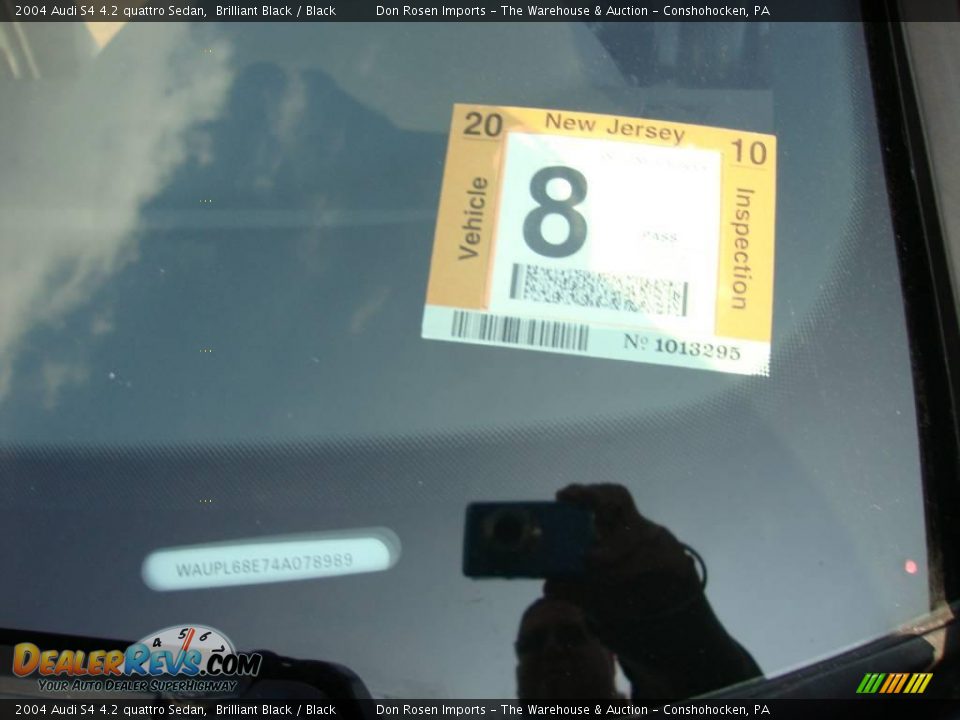 2004 Audi S4 4.2 quattro Sedan Brilliant Black / Black Photo #30