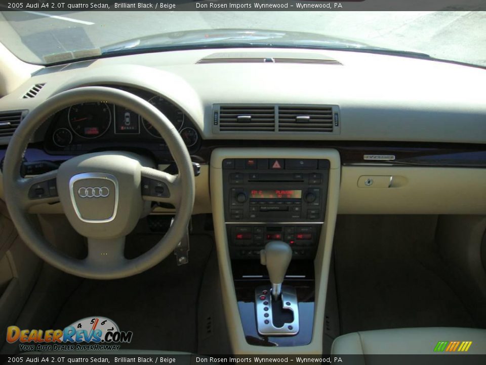 2005 Audi A4 2.0T quattro Sedan Brilliant Black / Beige Photo #30