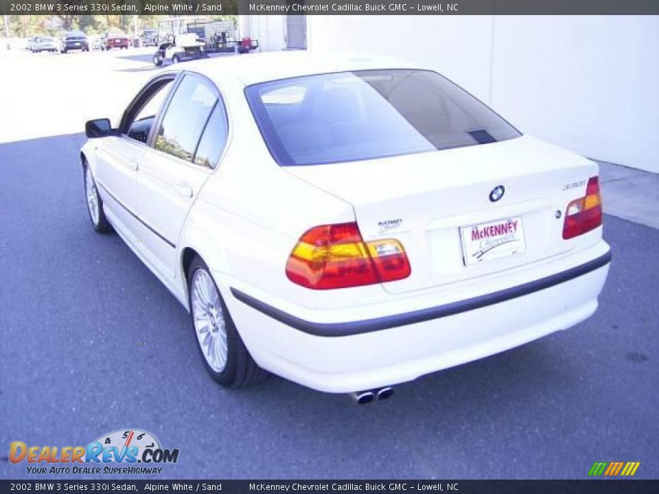 2002 BMW 3 Series 330i Sedan Alpine White / Sand Photo #2
