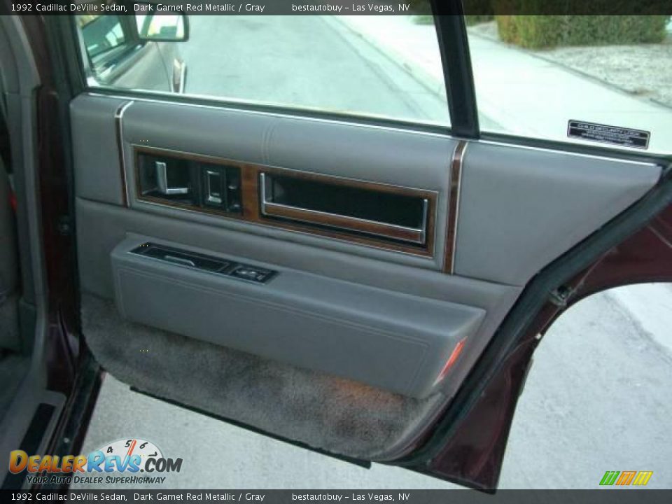 1992 Cadillac DeVille Sedan Dark Garnet Red Metallic / Gray Photo #14