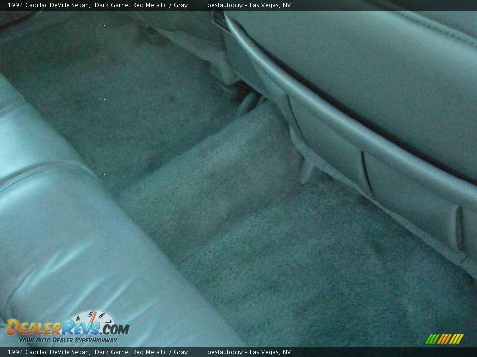 1992 Cadillac DeVille Sedan Dark Garnet Red Metallic / Gray Photo #17