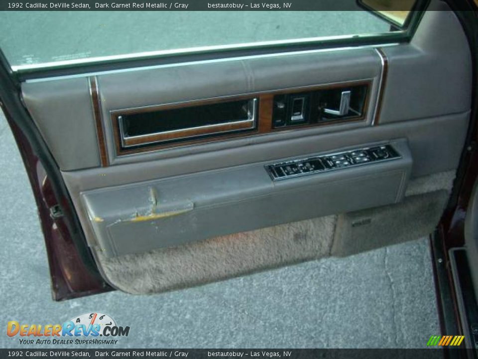 1992 Cadillac DeVille Sedan Dark Garnet Red Metallic / Gray Photo #24