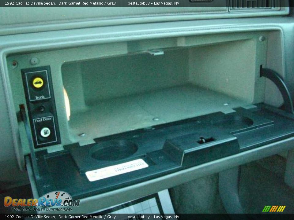 1992 Cadillac DeVille Sedan Dark Garnet Red Metallic / Gray Photo #31