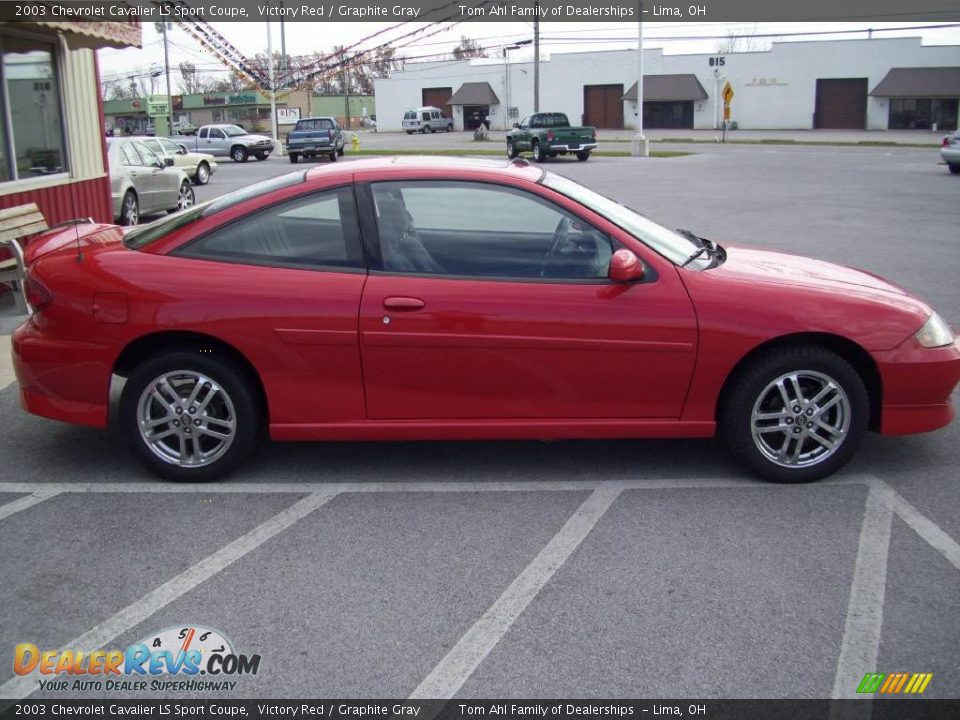 2003 Chevrolet Cavalier LS Sport Coupe Victory Red / Graphite Gray Photo #7