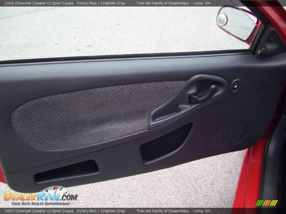 2003 Chevrolet Cavalier LS Sport Coupe Victory Red / Graphite Gray Photo #14