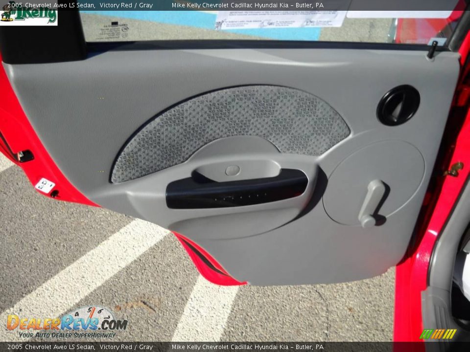 2005 Chevrolet Aveo LS Sedan Victory Red / Gray Photo #11